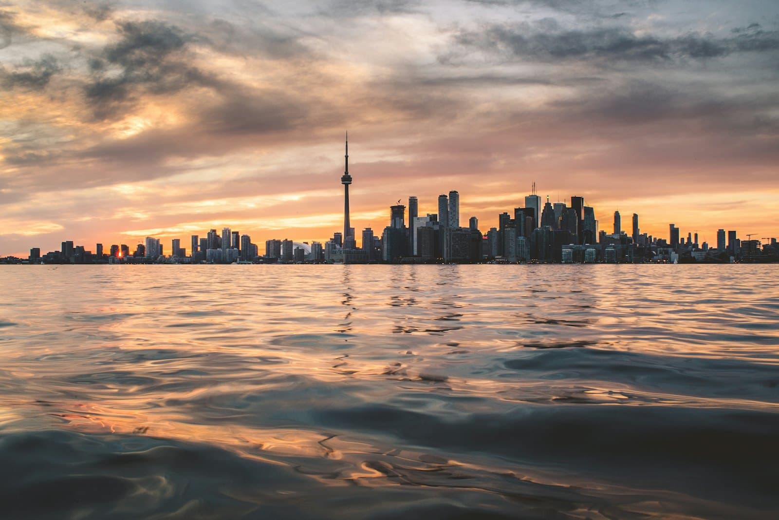 La skyline de Toronto au bord du lac